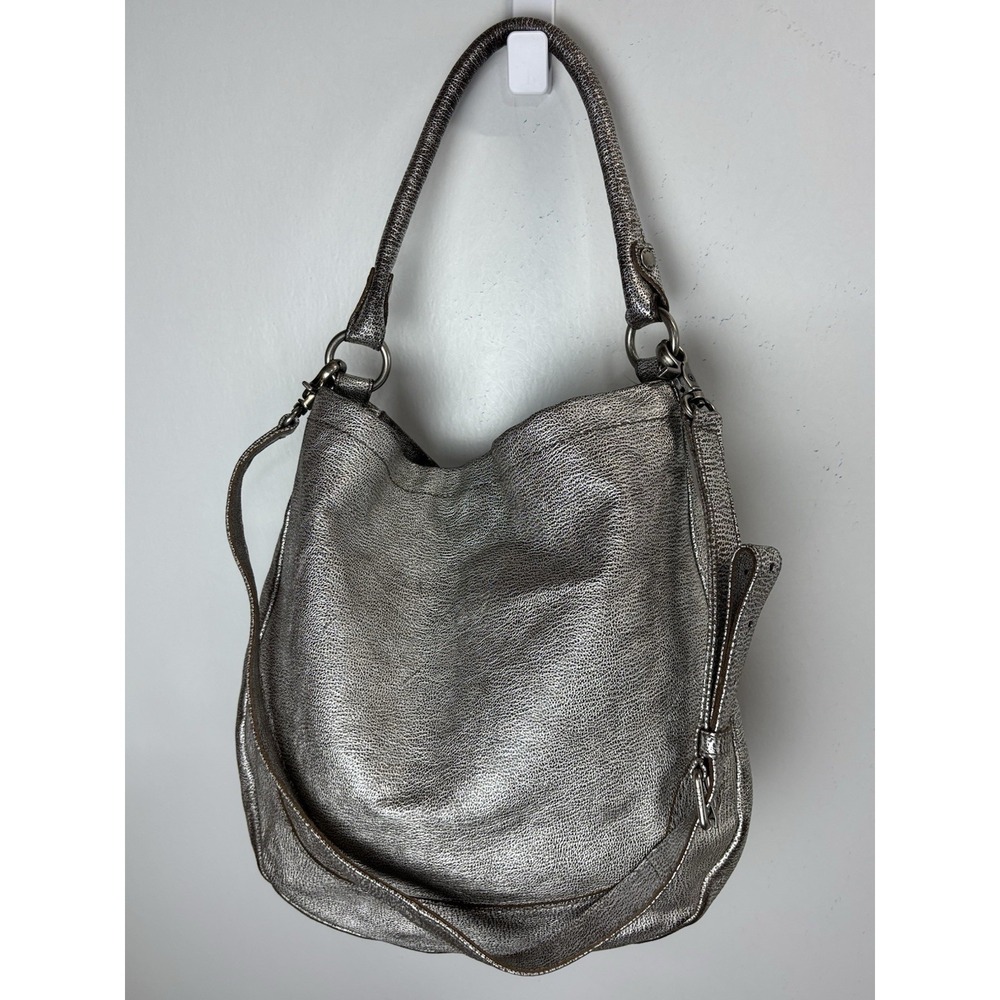 Frye Melissa Hobo Bag Silver Metallic Leather Magnetic Close Top Handle Purse